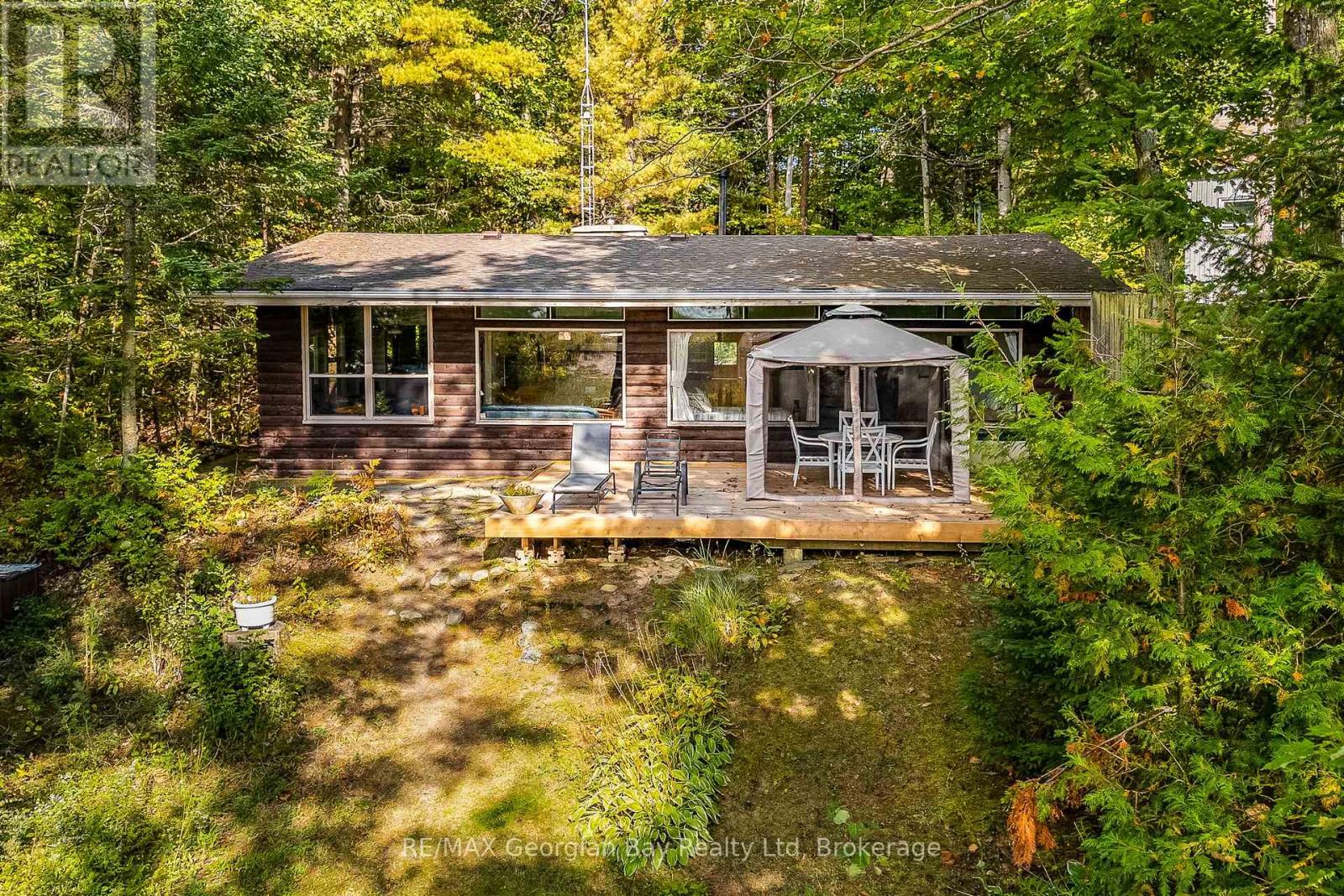100 Nottawaga Drive, Tiny, Ontario  L0L 2J0 - Photo 4 - S13097264