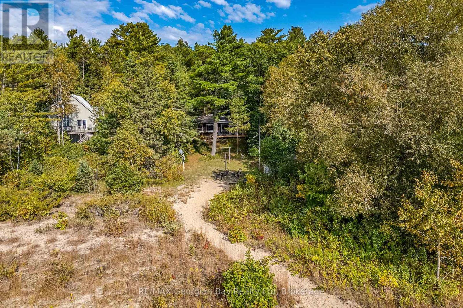 100 Nottawaga Drive, Tiny, Ontario  L0L 2J0 - Photo 8 - S13097264