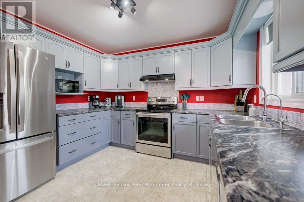 636 22nd Avenue, Hanover, Ontario  N4N 3W7 - Photo 11 - X13097006