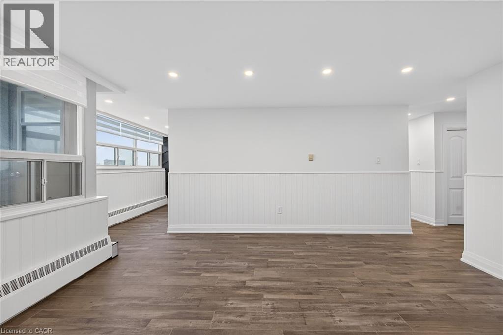 212 Kerr Street Unit# 702, Oakville, Ontario  L6K 3B1 - Photo 11 - 40828166