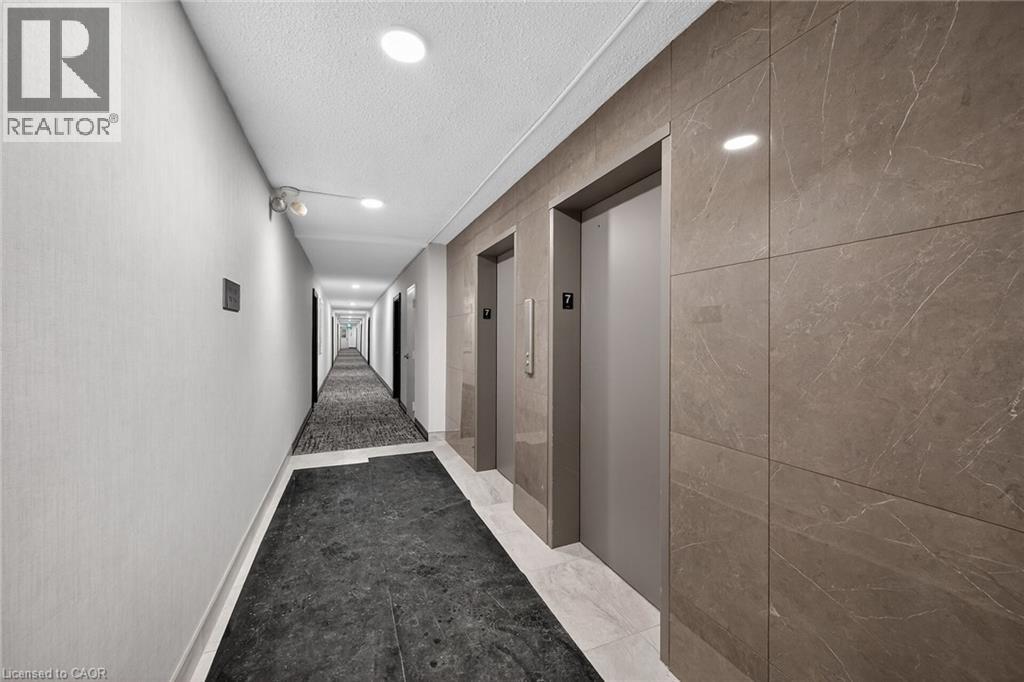 212 Kerr Street Unit# 702, Oakville, Ontario  L6K 3B1 - Photo 27 - 40828166