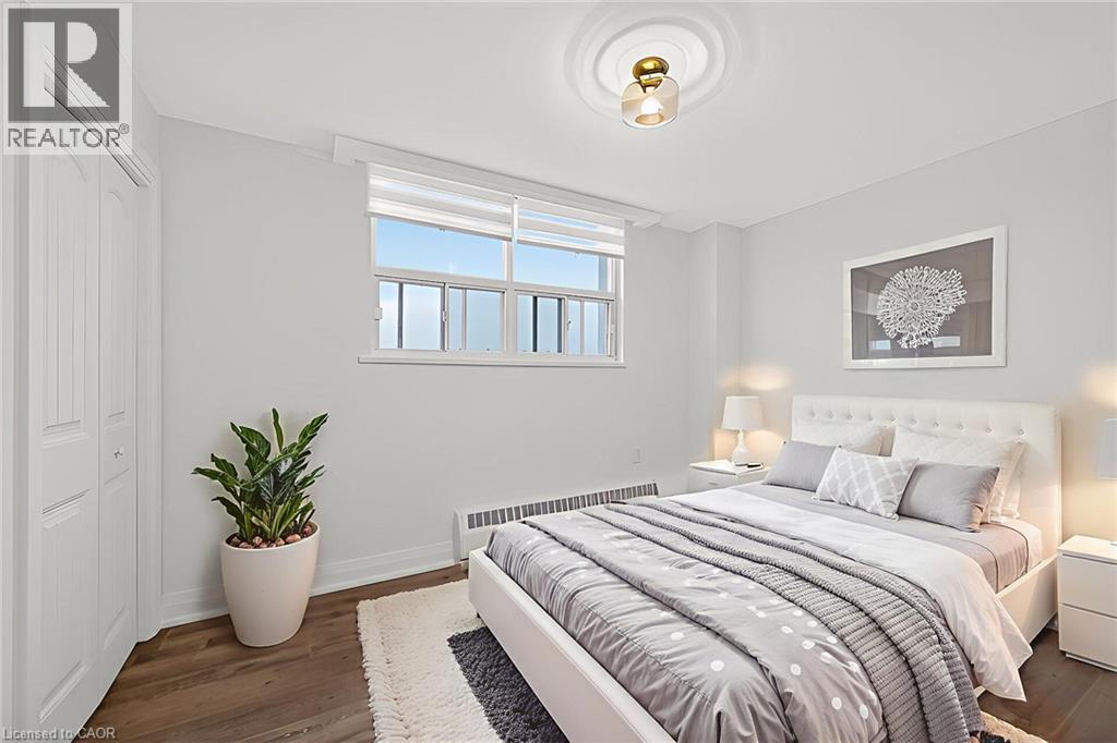 212 Kerr Street Unit# 702, Oakville, Ontario  L6K 3B1 - Photo 6 - 40828166