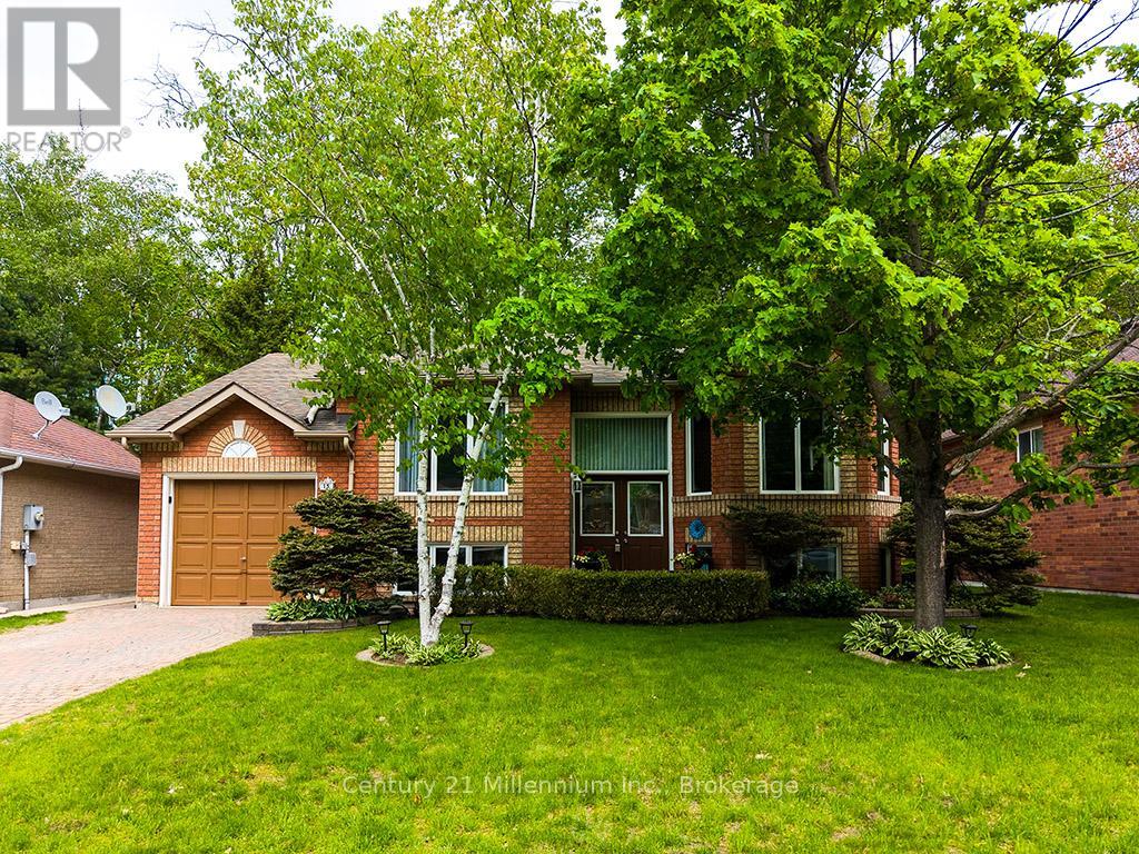 15 Brillinger Drive, Wasaga Beach, Ontario  L9Z 1L4 - Photo 2 - S13097462