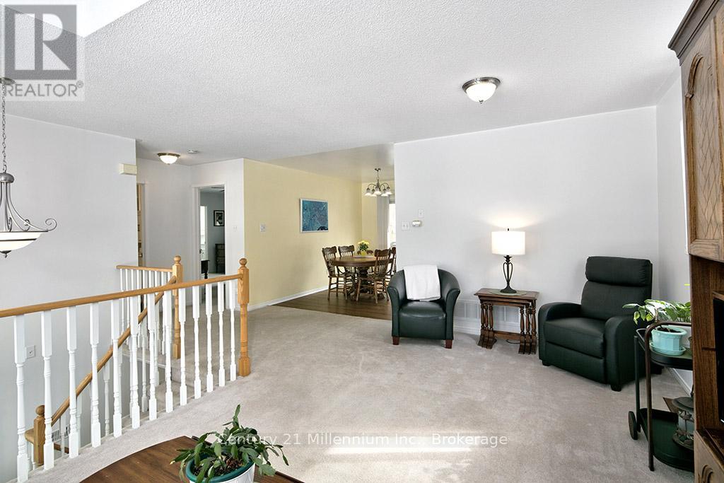 15 Brillinger Drive, Wasaga Beach, Ontario  L9Z 1L4 - Photo 7 - S13097462