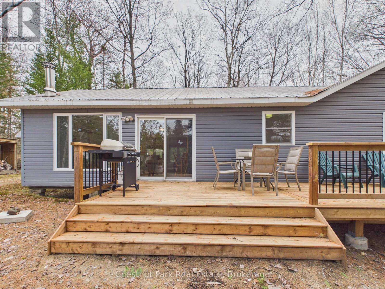 1299 Dickie Lake Road, Lake Of Bays, Ontario  P0B 1A0 - Photo 19 - X13097658