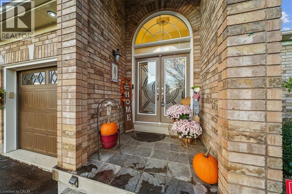 52 Mistycreek Crescent, Brampton, Ontario  L7A 3E8 - Photo 2 - 40828189
