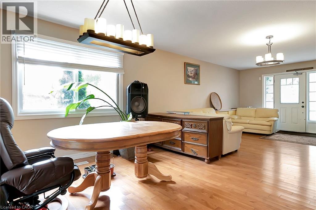 1392 Doon Village Road, Kitchener, Ontario  N2P 1A5 - Photo 6 - 40828124