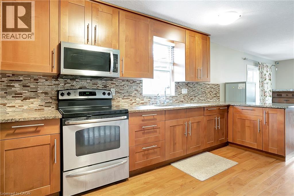 1392 Doon Village Road, Kitchener, Ontario  N2P 1A5 - Photo 8 - 40828124