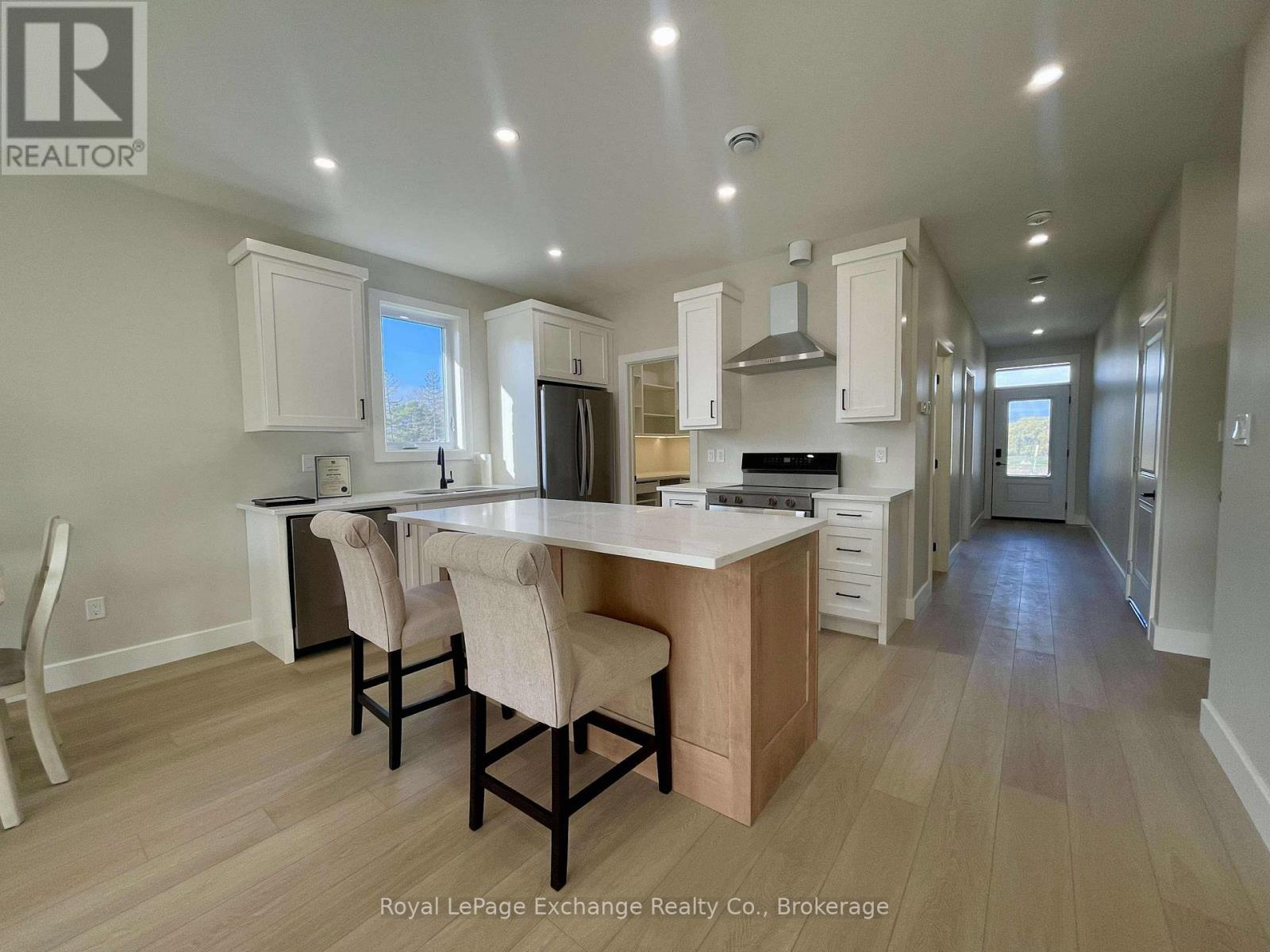 20 Mercedes Crescent, Kincardine, Ontario  N2Z 1G8 - Photo 6 - X13098632
