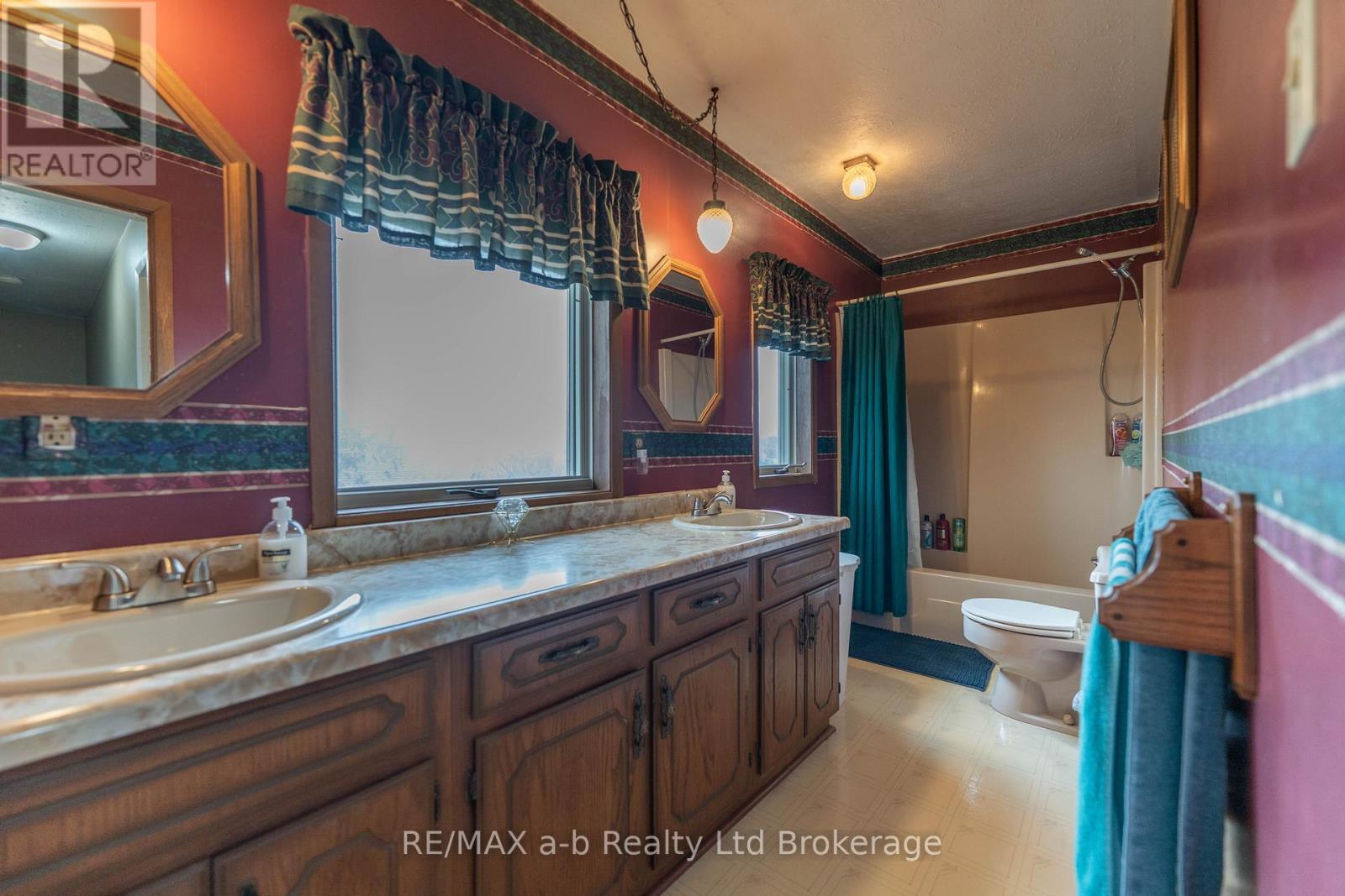 2 Cranberry Road, Tillsonburg, Ontario  N4G 4Y9 - Photo 24 - X13098918