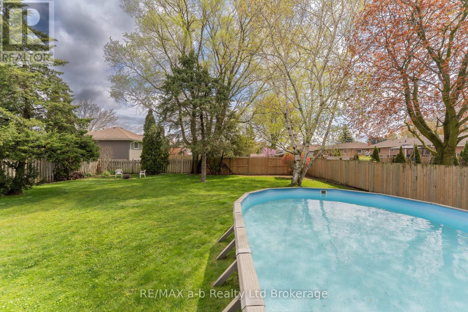 2 Cranberry Road, Tillsonburg, Ontario  N4G 4Y9 - Photo 36 - X13098918