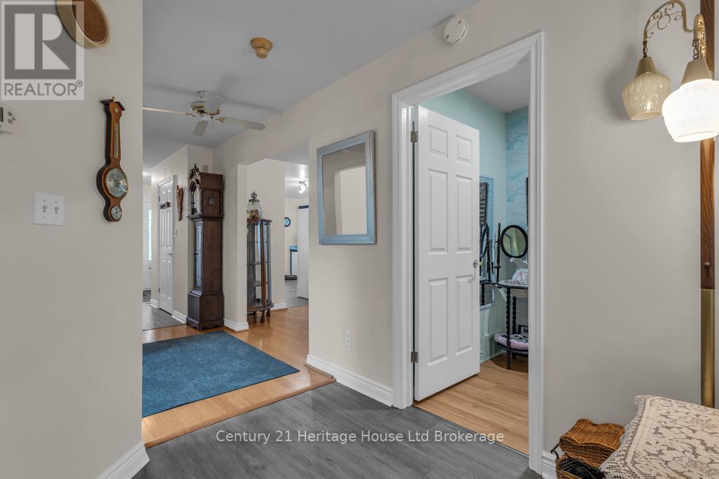 5 Dereham Drive, Tillsonburg, Ontario  N4G 5L8 - Photo 12 - X13099930