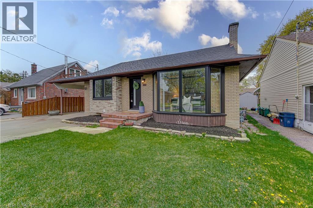 51 Rosemount Drive, Kitchener, Ontario  N2B 1P9 - Photo 2 - 40827801