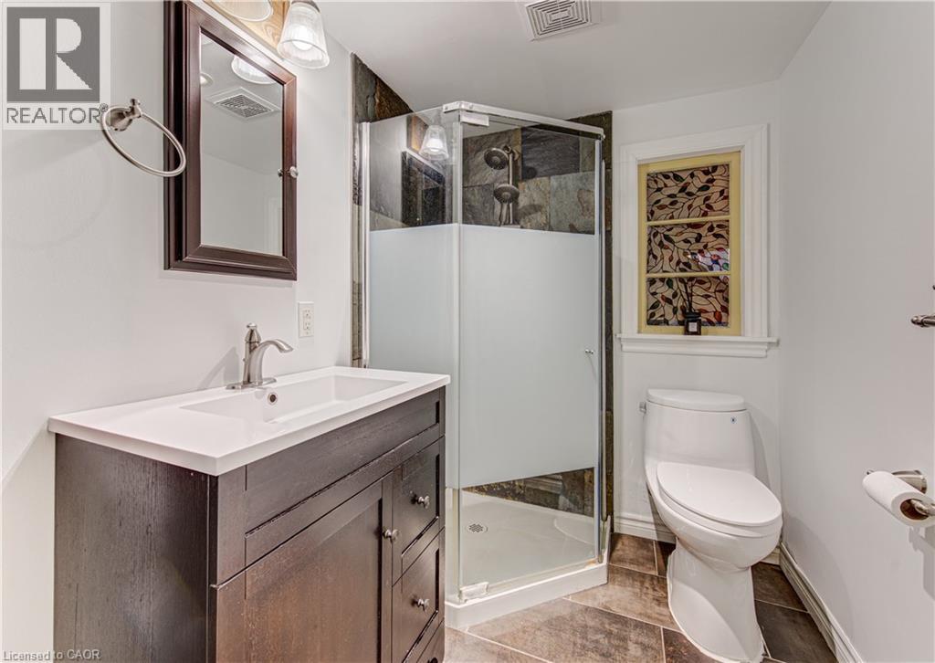 51 Rosemount Drive, Kitchener, Ontario  N2B 1P9 - Photo 24 - 40827801