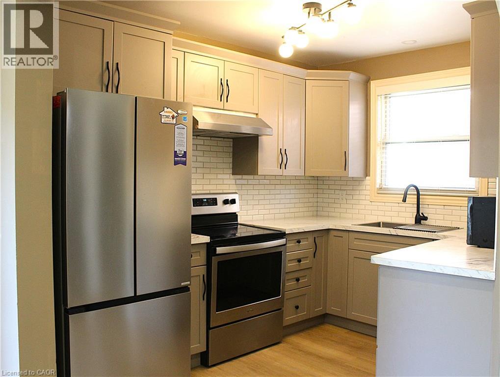 4935 Willmott Street, Niagara Falls, Ontario  L2E 1Z6 - Photo 11 - 40828231