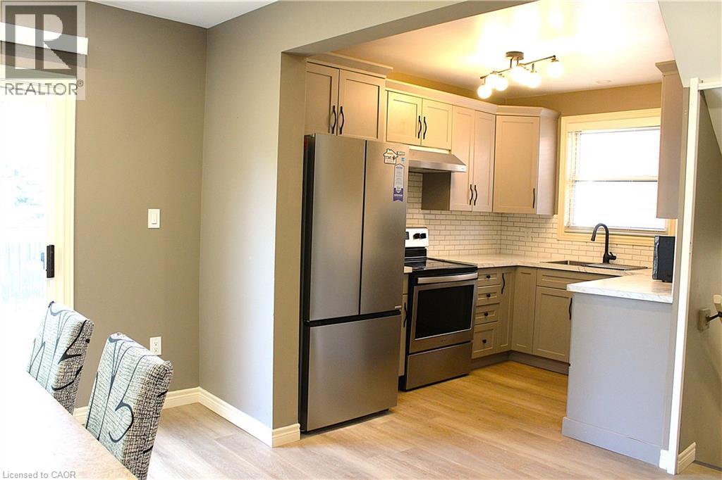 4935 Willmott Street, Niagara Falls, Ontario  L2E 1Z6 - Photo 12 - 40828231