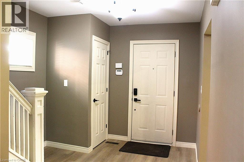 4935 Willmott Street, Niagara Falls, Ontario  L2E 1Z6 - Photo 5 - 40828231