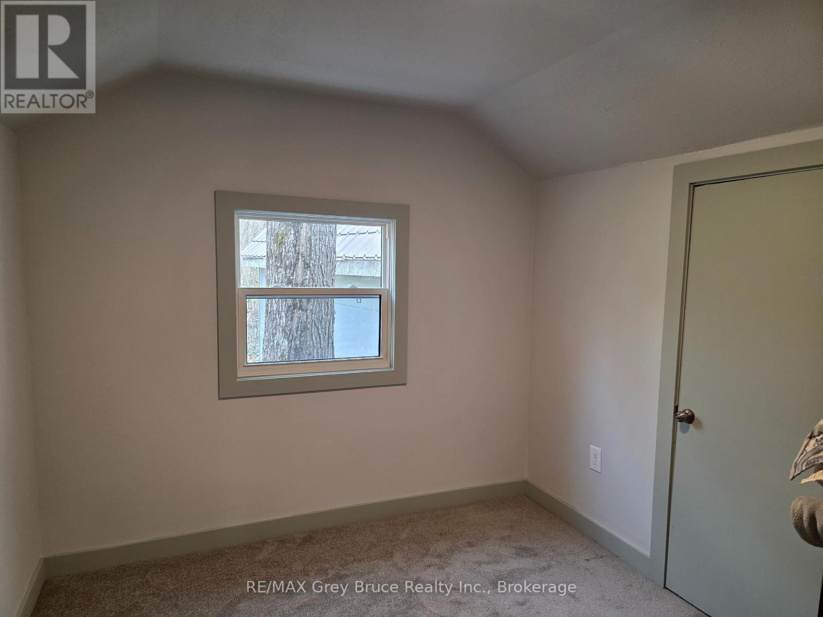 151 Francis Drive, Georgian Bluffs, Ontario  N0H 2K0 - Photo 14 - X13100680