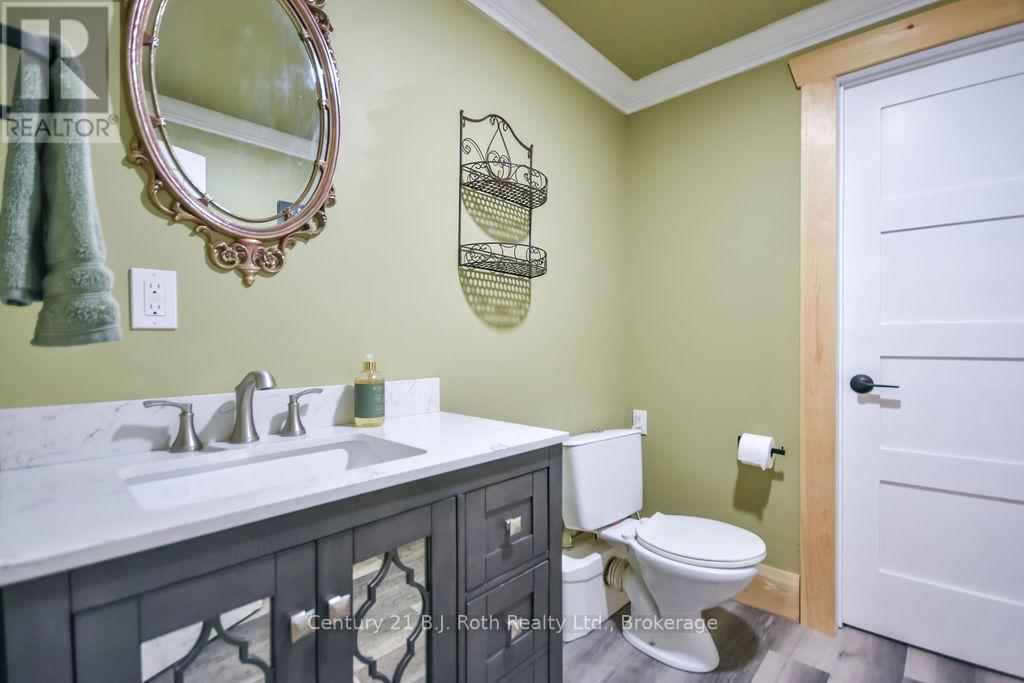 465 Ridge Road E, Oro-Medonte, Ontario  L0L 2E0 - Photo 25 - S13100756