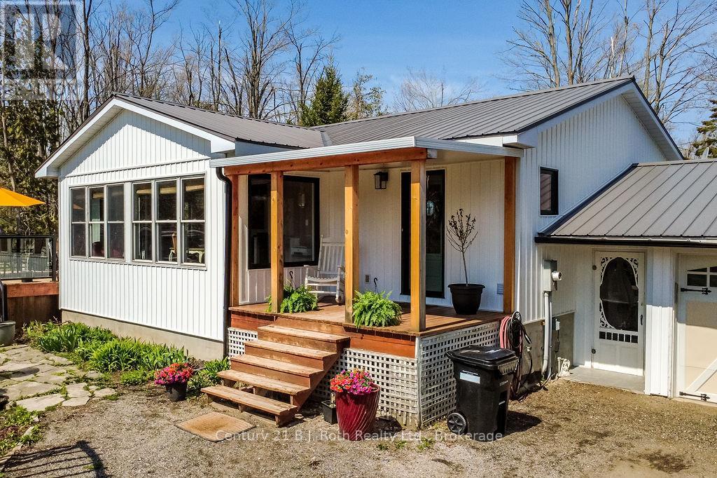 465 Ridge Road E, Oro-Medonte, Ontario  L0L 2E0 - Photo 5 - S13100756