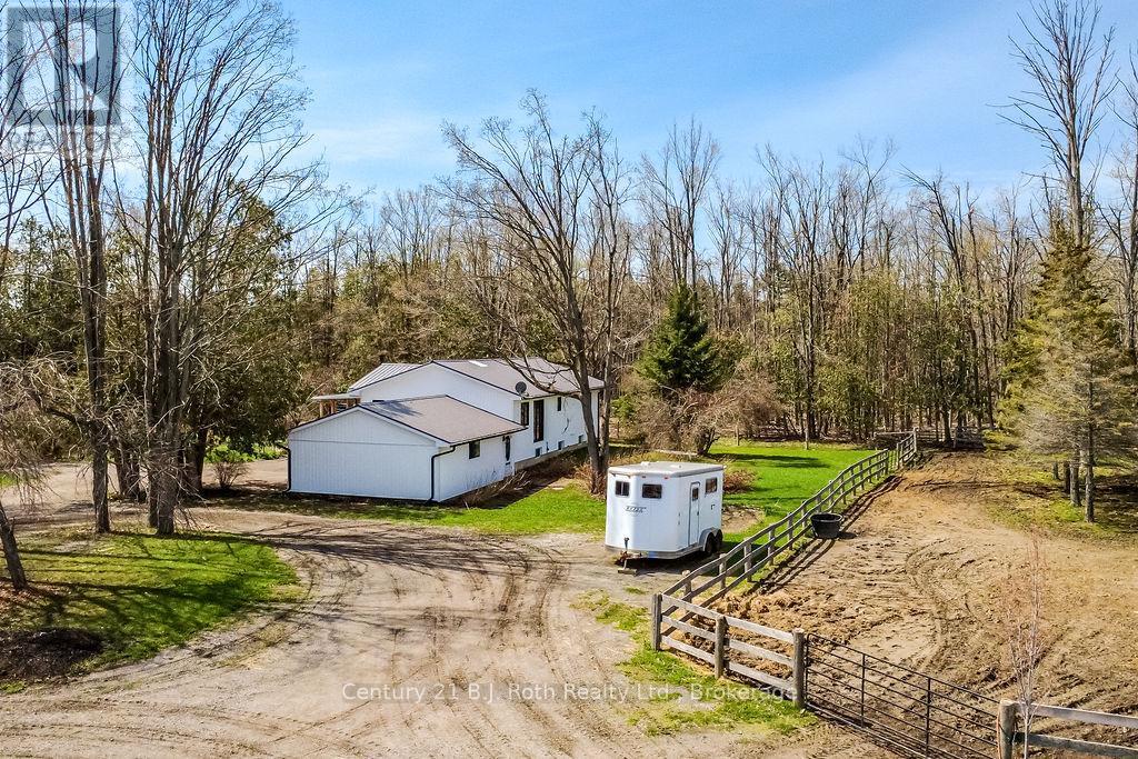 465 Ridge Road E, Oro-Medonte, Ontario  L0L 2E0 - Photo 6 - S13100756
