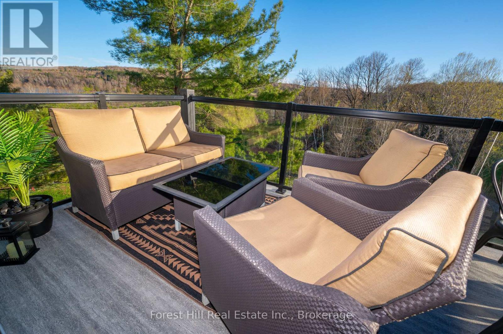 54-303 - 1235 Deerhurst Drive, Huntsville, Ontario  P1H 2E8 - Photo 3 - X13100850