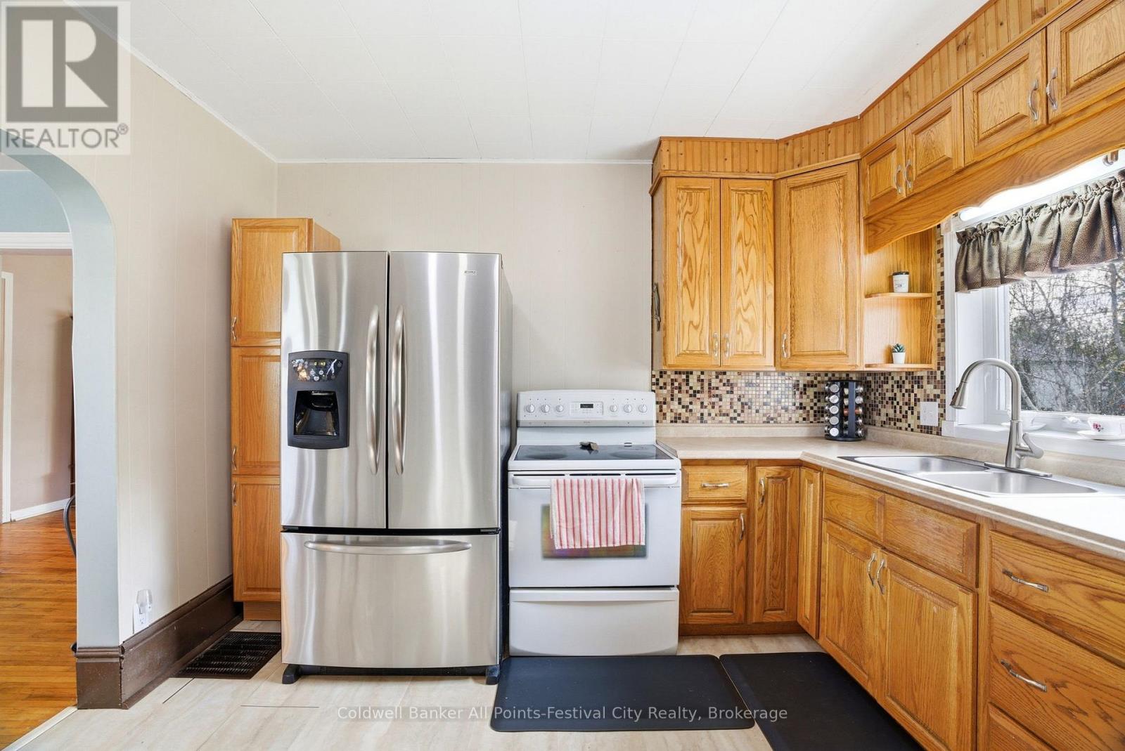 83 Jarvis Street, Huron East, Ontario  N0K 1W0 - Photo 19 - X13100890