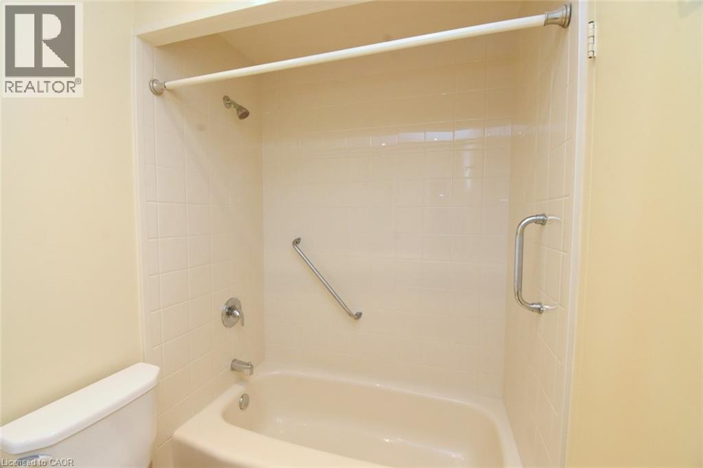5250 Lakeshore Road Unit# 1708, Burlington, Ontario  L7L 5L2 - Photo 35 - 40824493