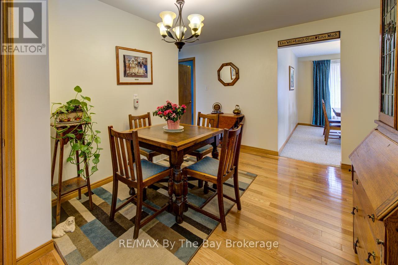 229 Datas Drive E, Clearview, Ontario  L0M 1S0 - Photo 10 - S13101416