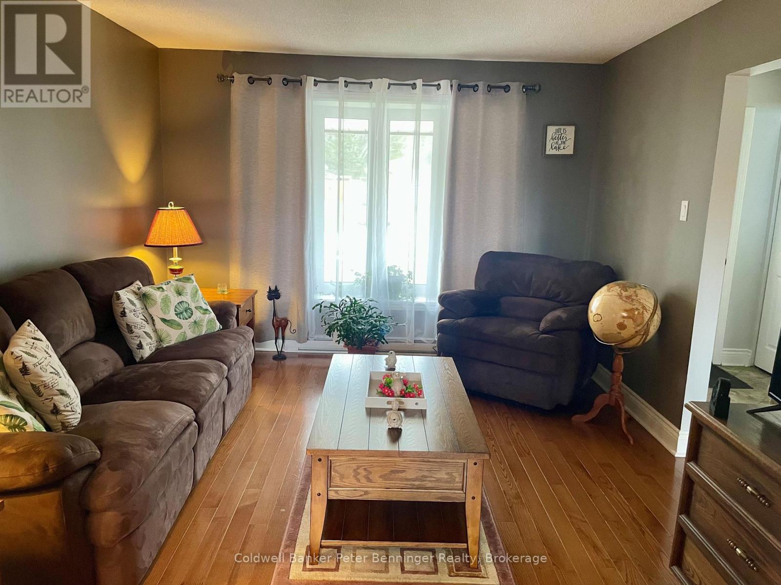 1038 Wellington Street, Saugeen Shores, Ontario  N0H 2C3 - Photo 10 - X13101192