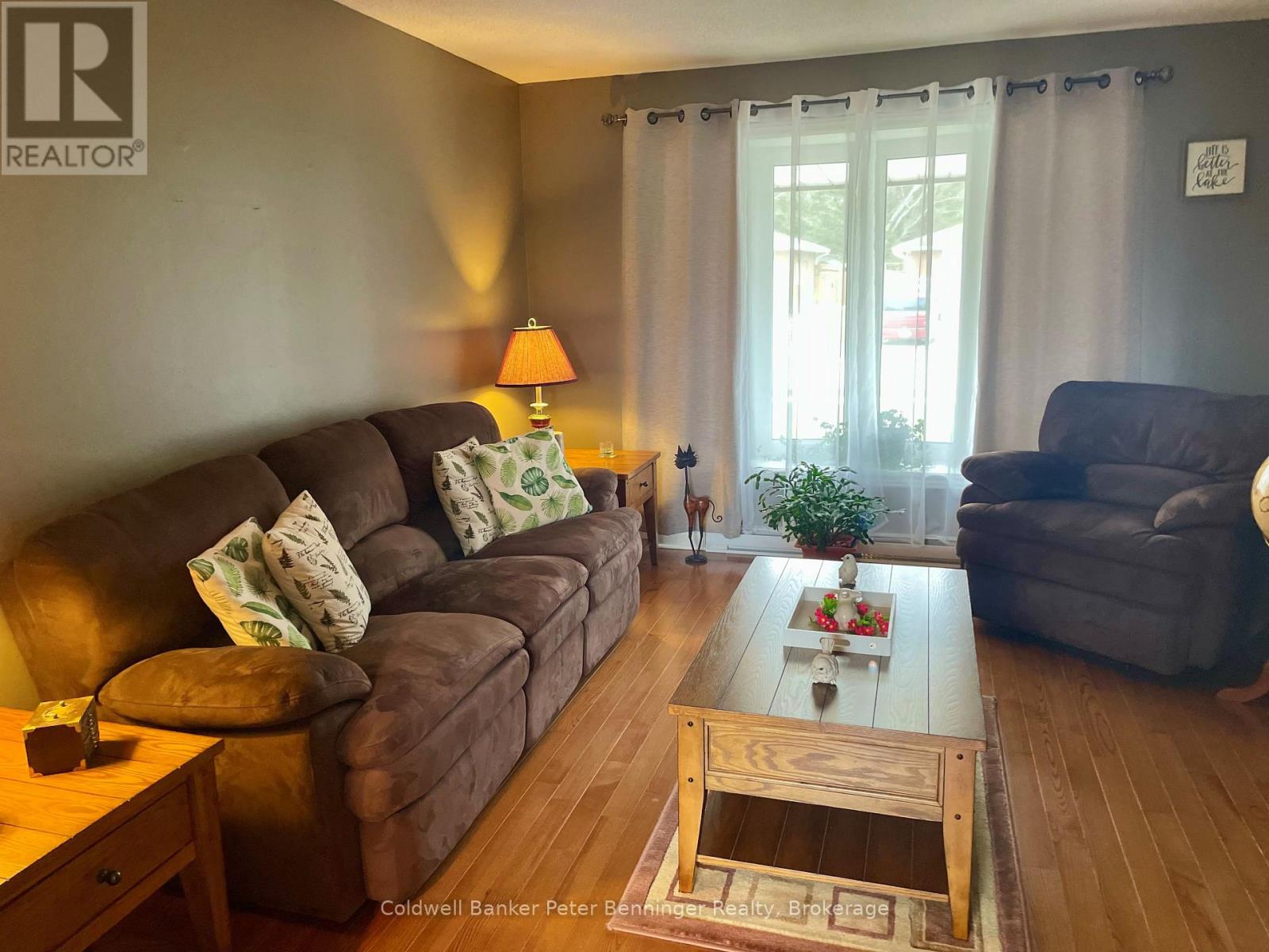 1038 Wellington Street, Saugeen Shores, Ontario  N0H 2C3 - Photo 12 - X13101192