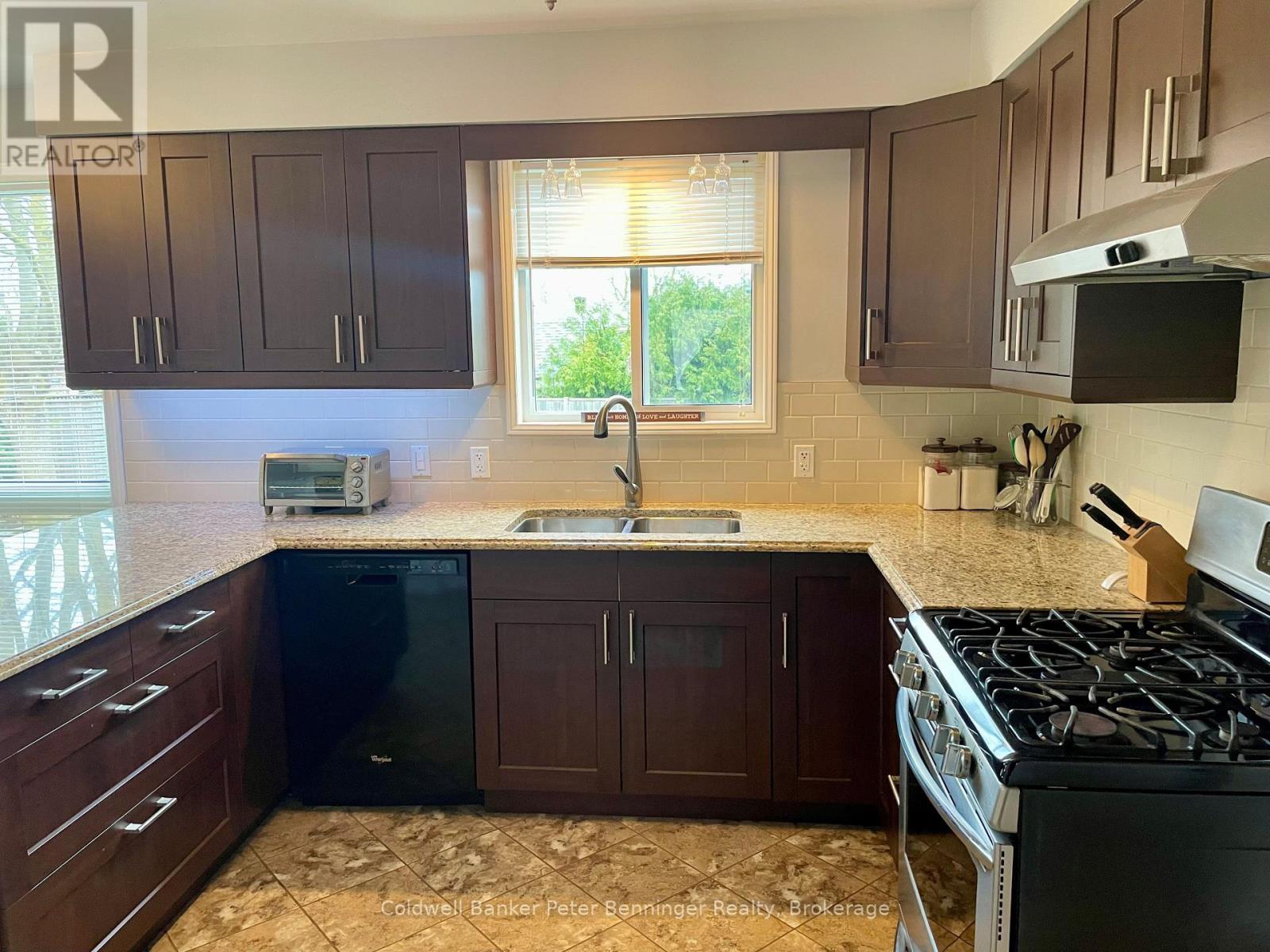 1038 Wellington Street, Saugeen Shores, Ontario  N0H 2C3 - Photo 6 - X13101192