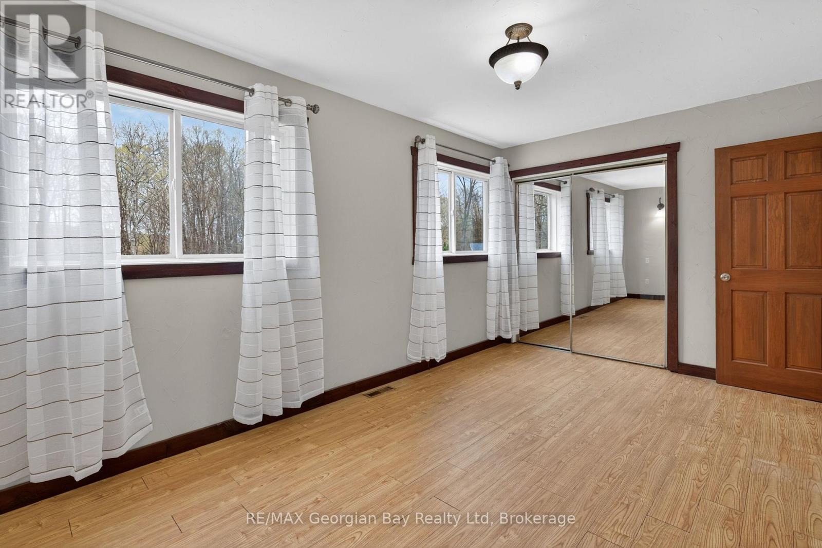 90 Farlain Lake Road W, Tiny, Ontario  L9M 0B9 - Photo 11 - S13101868