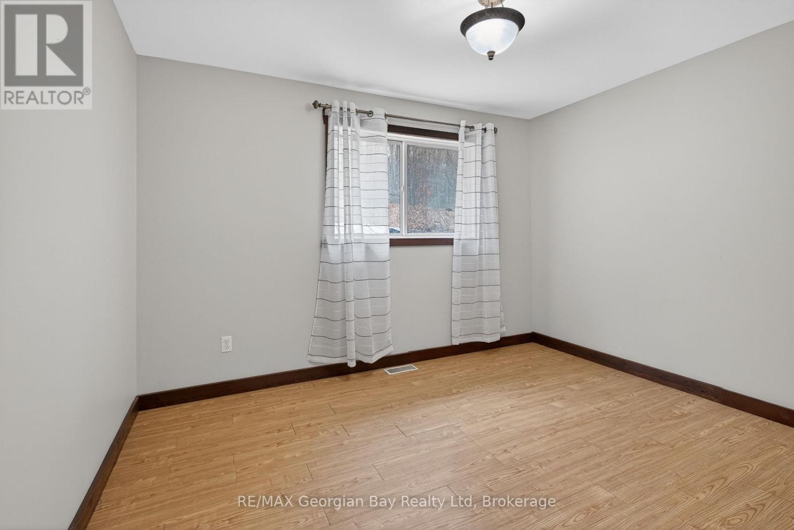 90 Farlain Lake Road W, Tiny, Ontario  L9M 0B9 - Photo 14 - S13101868