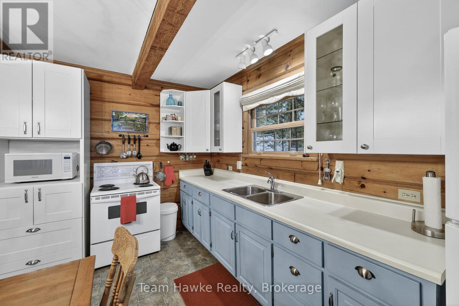 698 Tiny Beaches Road S, Tiny, Ontario  L0L 2T0 - Photo 13 - S13102110