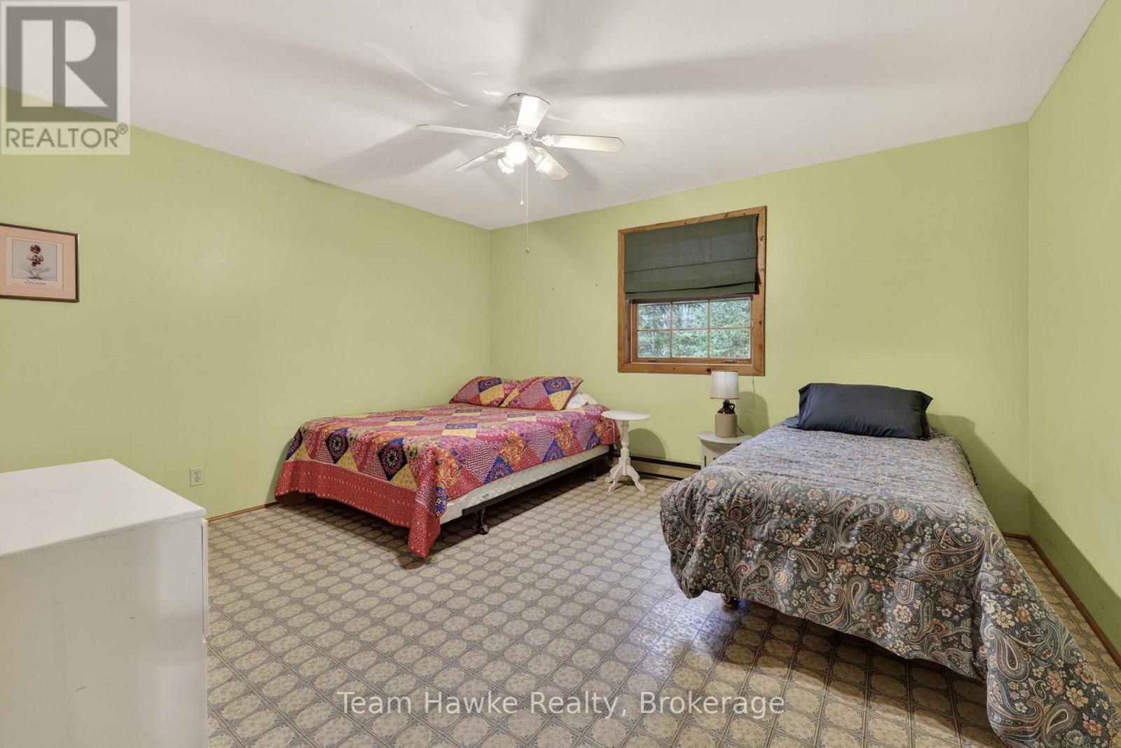 698 Tiny Beaches Road S, Tiny, Ontario  L0L 2T0 - Photo 24 - S13102110