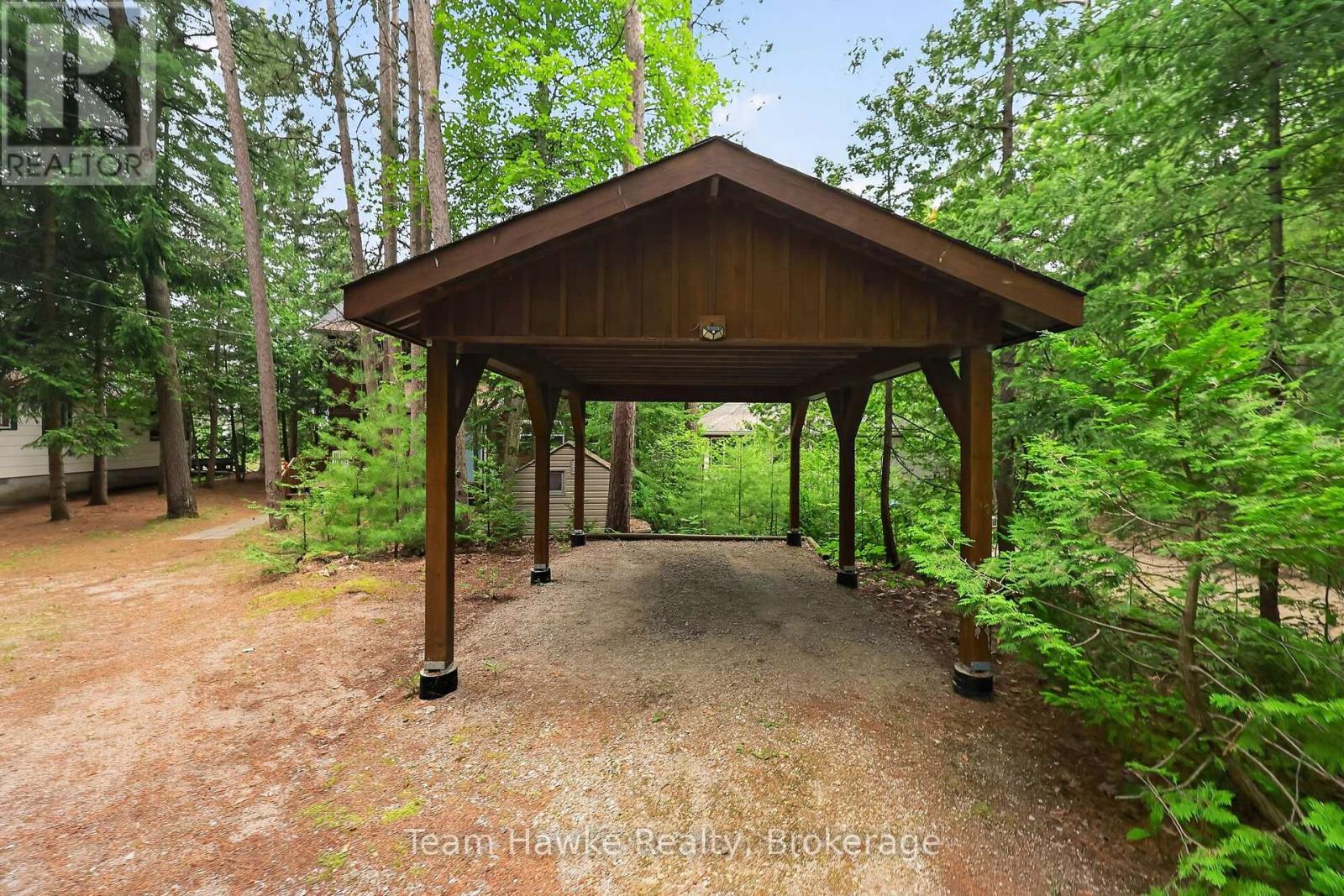 698 Tiny Beaches Road S, Tiny, Ontario  L0L 2T0 - Photo 5 - S13102110