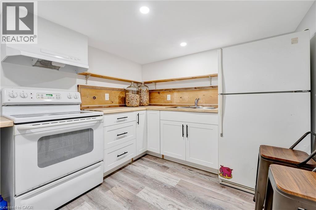 42 Shanley Street, Kitchener, Ontario  N2H 5N0 - Photo 31 - 40828469