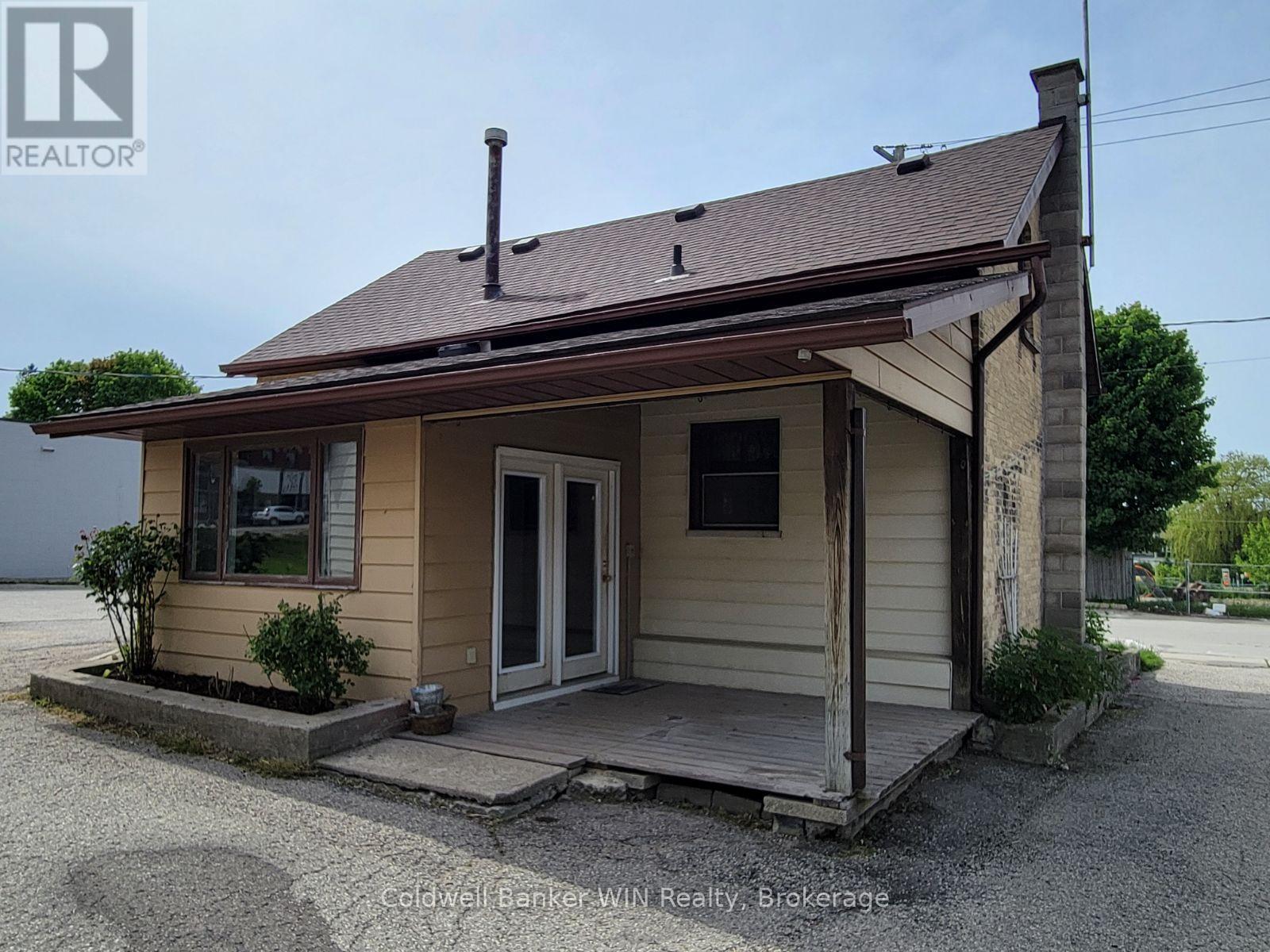 120 King Street E, Wellington North, Ontario  N0G 2L2 - Photo 5 - X13102570