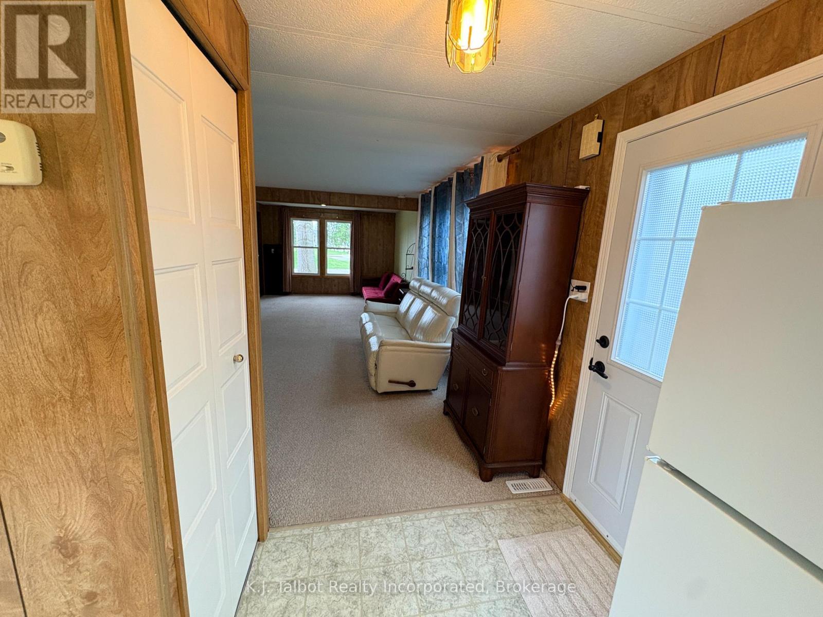 4 Poplar Lane, Ashfield-Colborne-Wawanosh, Ontario  N7A 3Y3 - Photo 13 - X13102646