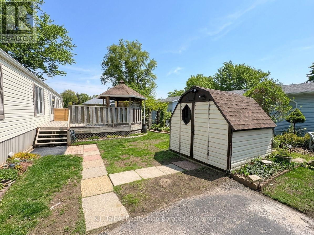 4 Poplar Lane, Ashfield-Colborne-Wawanosh, Ontario  N7A 3Y3 - Photo 18 - X13102646