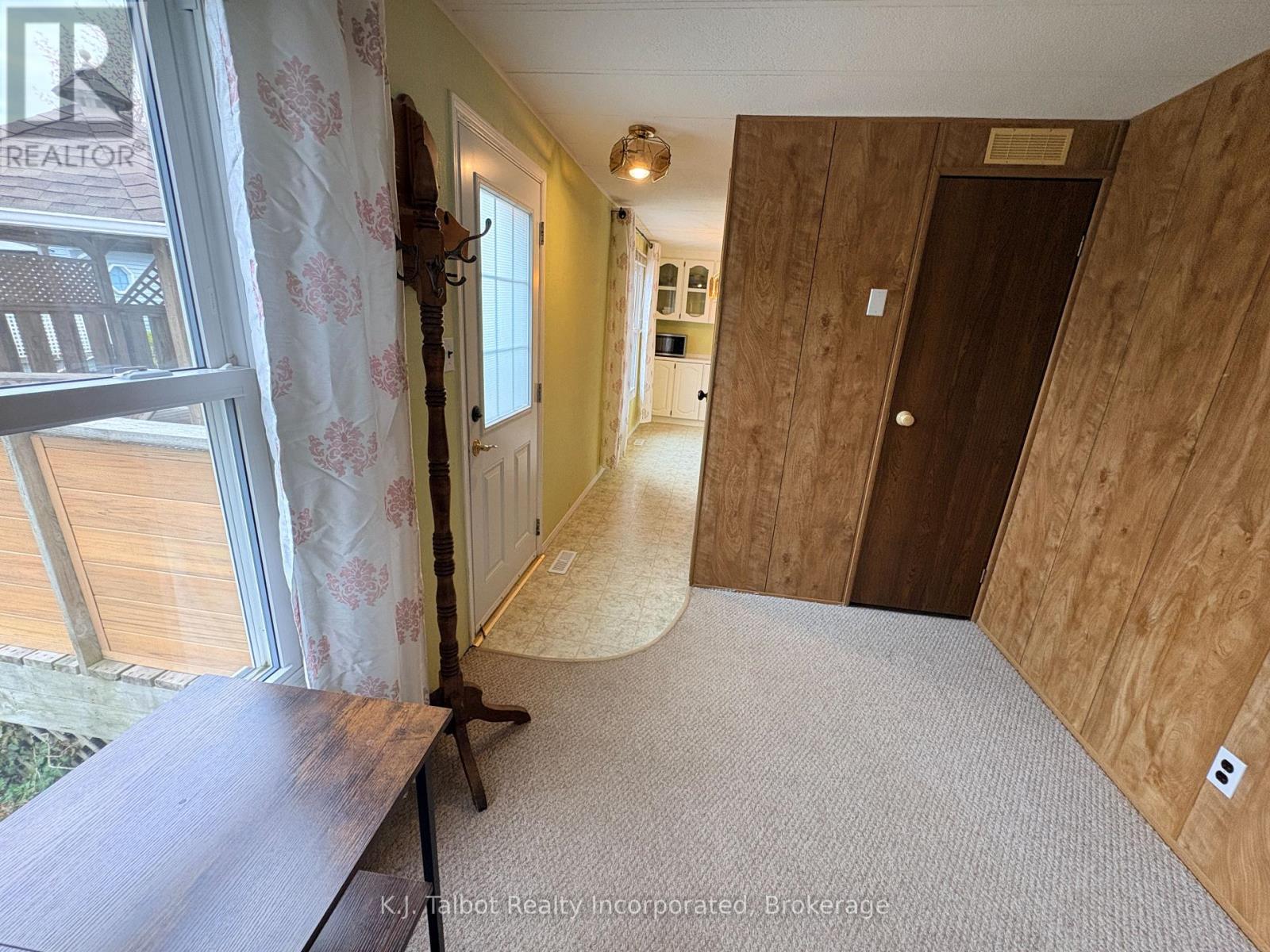 4 Poplar Lane, Ashfield-Colborne-Wawanosh, Ontario  N7A 3Y3 - Photo 4 - X13102646