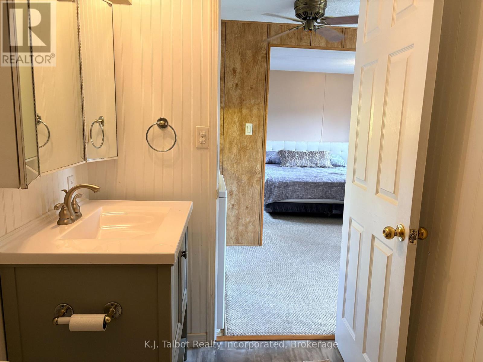 4 Poplar Lane, Ashfield-Colborne-Wawanosh, Ontario  N7A 3Y3 - Photo 7 - X13102646