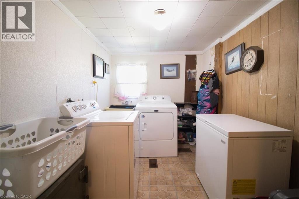 252 Queen Street, Highgate, Ontario  N0P 1T0 - Photo 15 - 40825902
