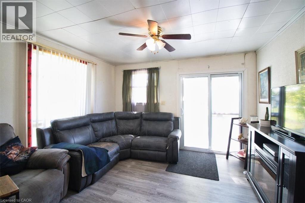 252 Queen Street, Highgate, Ontario  N0P 1T0 - Photo 9 - 40825902