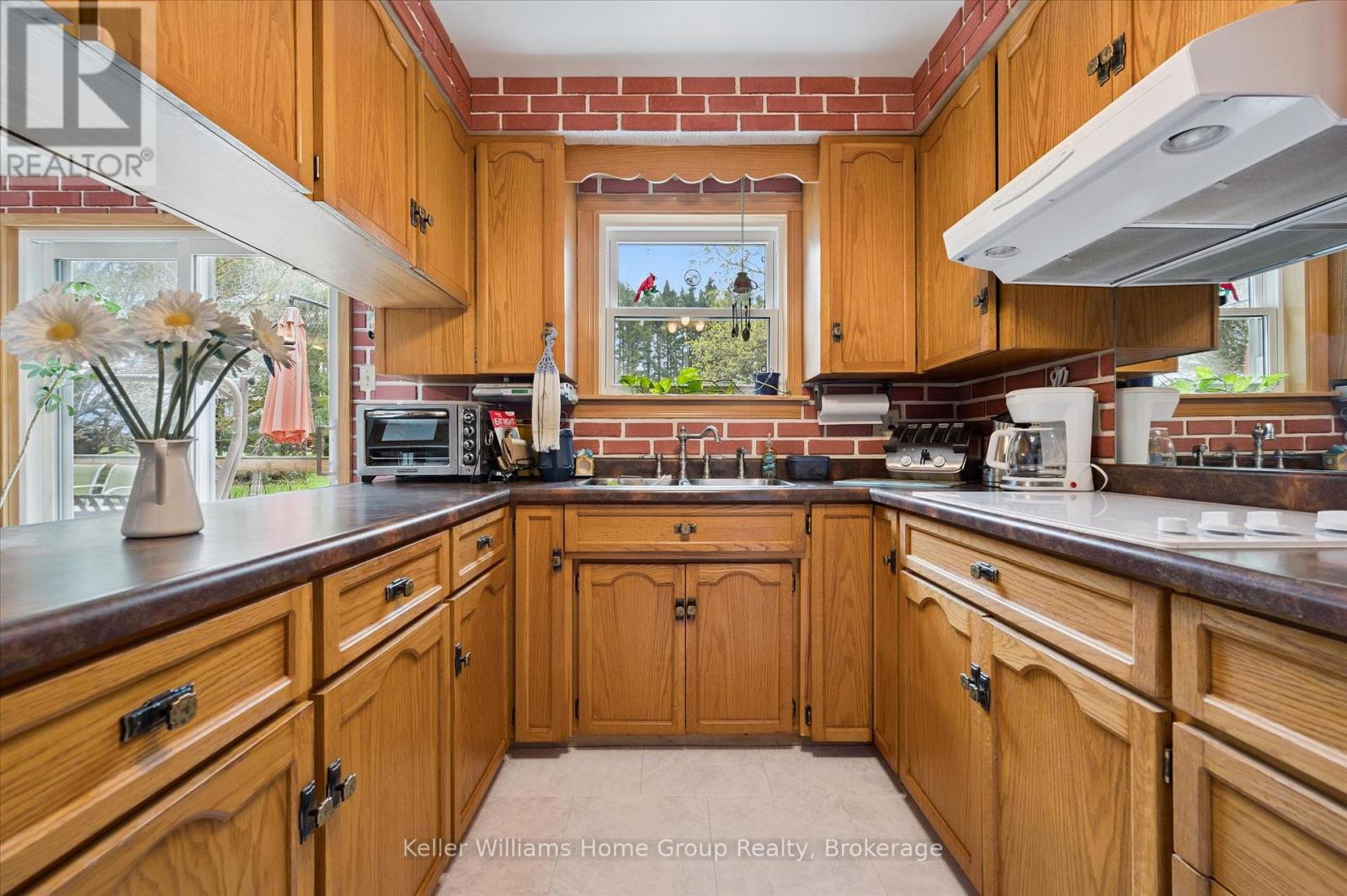 8427 Line 6, Wellington North, Ontario  N0G 2E0 - Photo 12 - X13103026
