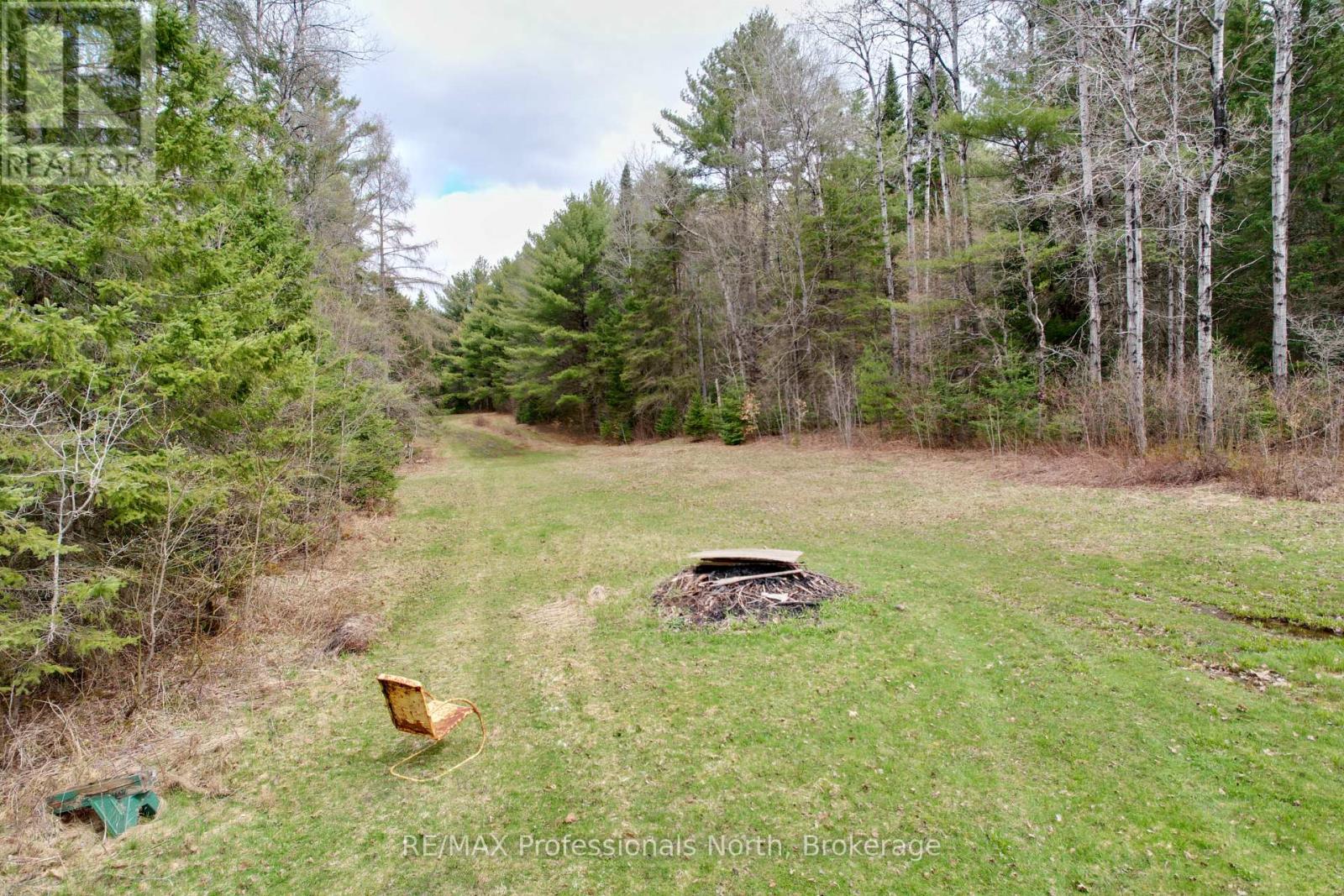 862 Lynx Lake Rd Road, Huntsville, Ontario  P1H 2J3 - Photo 11 - X13103274