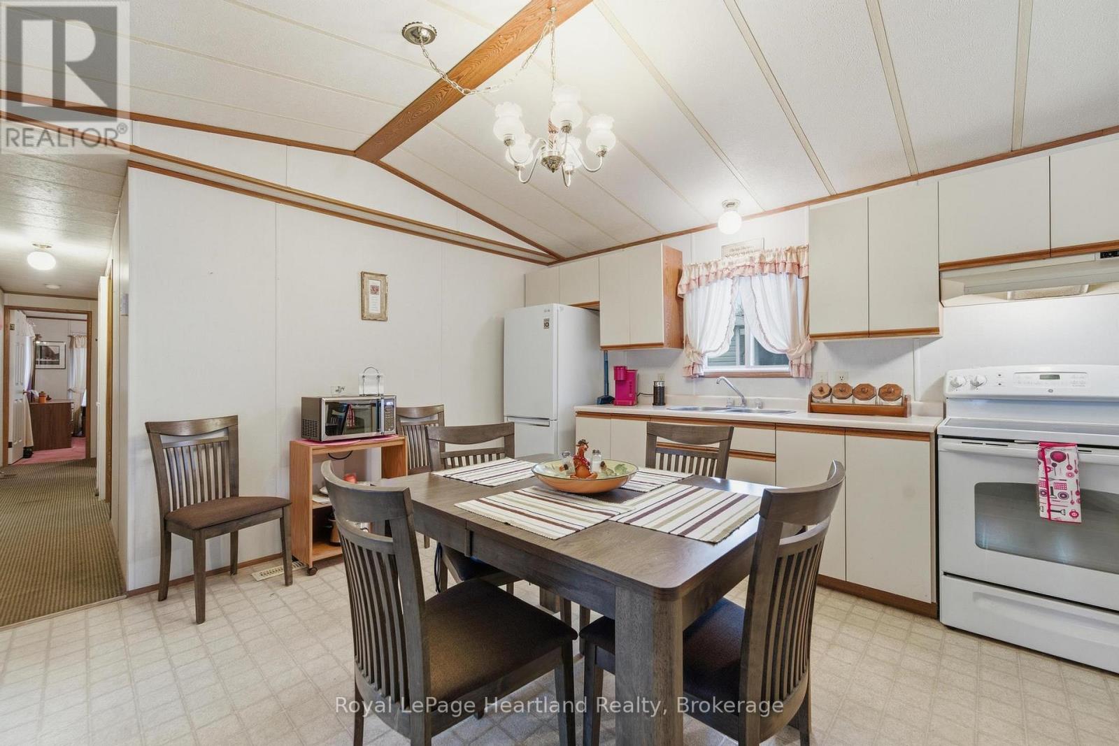 55 Cherokee Lane, Ashfield-Colborne-Wawanosh, Ontario  N7A 3Y2 - Photo 6 - X13103358