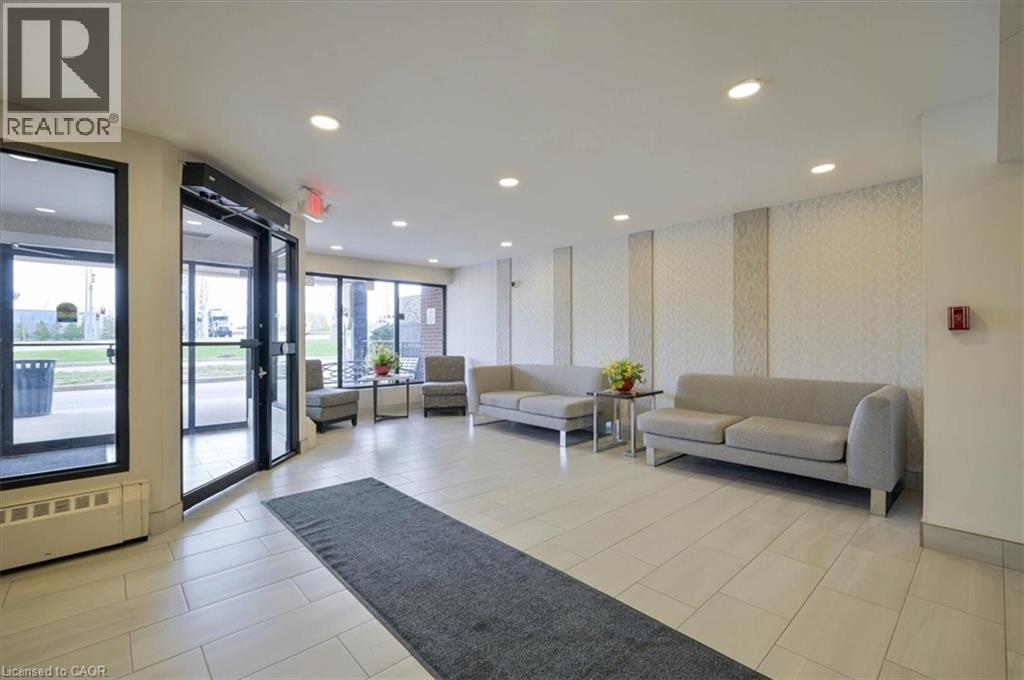 1100 Courtland Avenue E Unit# 407, Kitchener, Ontario  N2C 2H9 - Photo 5 - 40826510