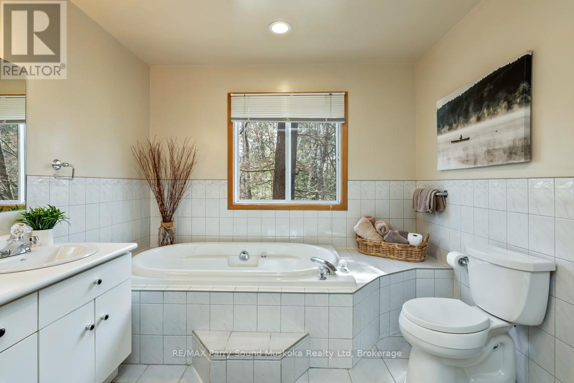 17 Tapatoo Trail, Seguin, Ontario  P2A 0B2 - Photo 32 - X13104064